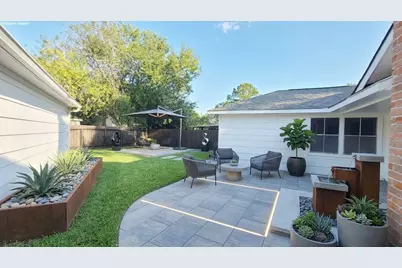 6707 Las Brisas Drive, Houston, TX 77083 - Photo 3