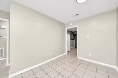 1736 Crestdale Drive #8, Houston, TX 77080 - Photo 9