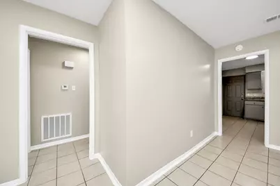 1736 Crestdale Drive #8, Houston, TX 77080 - Photo 11