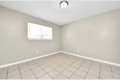 1736 Crestdale Drive #8, Houston, TX 77080 - Photo 15