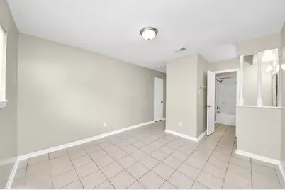 1736 Crestdale Drive #8, Houston, TX 77080 - Photo 17