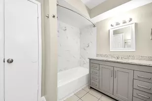 1736 Crestdale Dr, Houston, TX 77080 - Photo 21