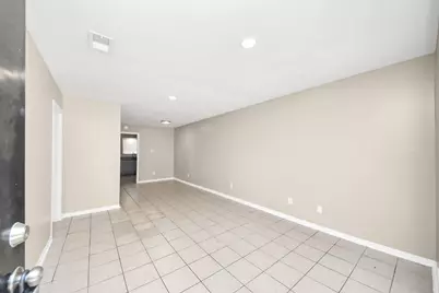 1736 Crestdale Drive #8, Houston, TX 77080 - Photo 3