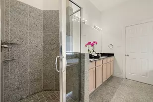 9036 Lakes at 610 Dr, Houston, TX 77054 - Photo 15