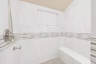 7518 Alcomita Dr, Houston, TX 77083 - Photo 15
