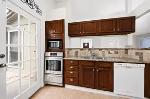 7518 Alcomita Dr, Houston, TX 77083 - Photo 11