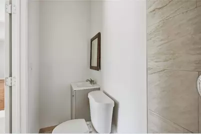 5622 Woodgreen Street, Houston, TX 77033 - Photo 11