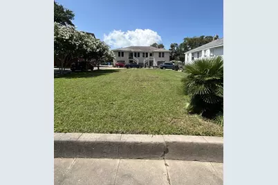 2928 Avenue O, Galveston, TX 77550 - Photo 1