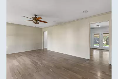 2909 La Vista Avenue, Bay City, TX 77414 - Photo 7