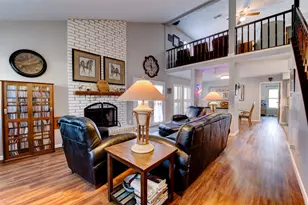 8710 Storm Wood St, Houston, TX 77040 - Photo 5