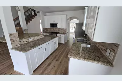2814 Bay Springs View Court, Richmond, TX 77406 - Photo 9