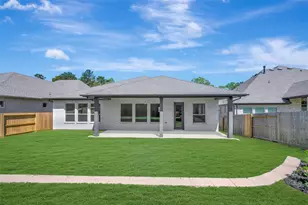 235 Painters Ridge Ct, Willis, TX 77318 - Photo 9