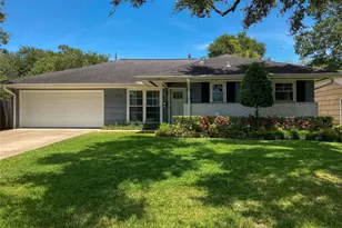 5546 Pagewood, Houston, TX 77056 - Photo 1