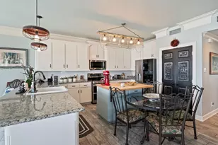 12 Tiki Cir, Tiki Island, TX 77554 - Photo 21