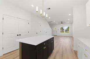 7958 Henson St, Houston, TX 77028 - Photo 9