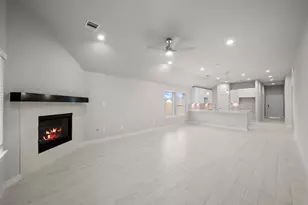 1739 Pecan Woods Ln, Conroe, TX 77301 - Photo 7