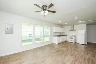 3013 Brackenridge St, Houston, TX 77026 - Photo 7