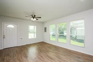 3013 Brackenridge St, Houston, TX 77026 - Photo 9