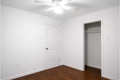 916 Parkway Street, Baytown, TX 77520 - Photo 13