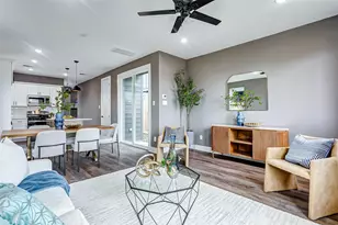 8027 Betty Boop St, Houston, TX 77028 - Photo 19