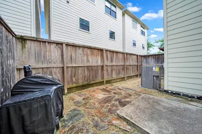 650 Westcross Street #56, Houston, TX 77018 - Photo 23