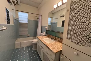 2318 Dorrington Street St, Houston, TX 77030 - Photo 15