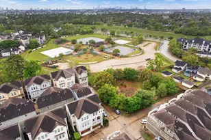 1141 Beasley Hills Ln, Houston, TX 77008 - Photo 35