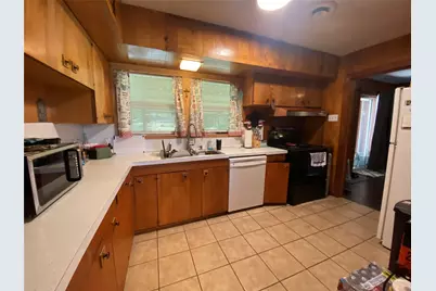 1016 Pecan Street, Huntsville, TX 77320 - Photo 7