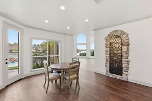 27 Pleasure Cove Dr, The Woodlands, TX 77381 - Photo 15