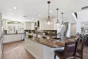 27 Pleasure Cove Dr, The Woodlands, TX 77381 - Photo 25
