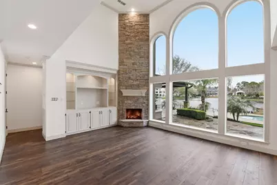 27 Pleasure Cove Drive, The Woodlands, TX 77381 - Photo 17