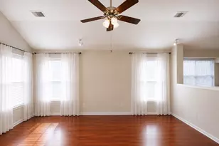 1318 Colonial Manor Dr, Katy, TX 77493 - Photo 9