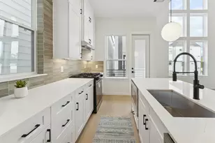 817 Thornton Rd, Houston, TX 77018 - Photo 15