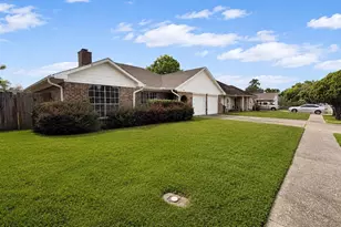 4418 Ponca St, Pasadena, TX 77504 - Photo 3