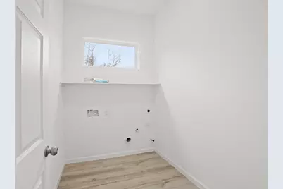 13902 Leabrandon Lane, Houston, TX 77045 - Photo 5