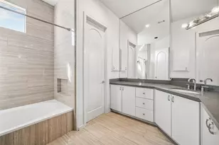 11602 Versailles Lakes Ln, Houston, TX 77082 - Photo 25