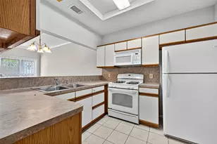 2910 Grants Lake Blvd, Sugar Land, TX 77479 - Photo 17