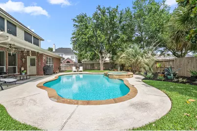 6422 Walston Bend Drive, Sugar Land, TX 77479 - Photo 3
