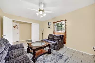 12223 Sharpview Drive, Houston, TX 77072 - Photo 9