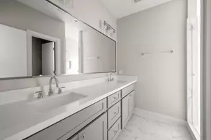 8115 Esther Acres, Houston, TX 77088 - Photo 19