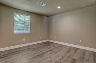 2322 Central St, Dickinson, TX 77539 - Photo 11