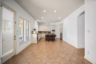 241 W Tupelo Green Cir, Spring, TX 77389 - Photo 9
