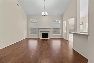 2405 Evergreen Dr, Pearland, TX 77581 - Photo 11