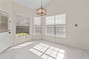 2405 Evergreen Dr, Pearland, TX 77581 - Photo 13