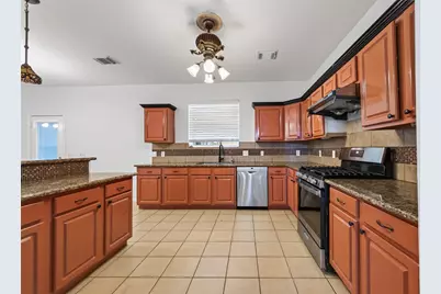 12214 Doe Meadow Drive, Stafford, TX 77477 - Photo 9