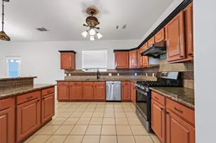12214 Doe Meadow Dr, Stafford, TX 77477 - Photo 9