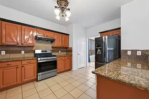 12214 Doe Meadow Dr, Stafford, TX 77477 - Photo 15