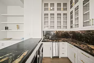 4707 Sunset Cir, Sugar Land, TX 77479 - Photo 7