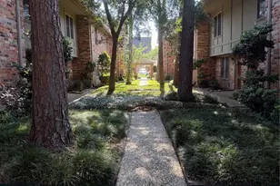 515 Tallowood, Houston, TX 77024 - Photo 3