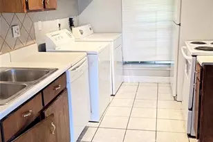 7818 Grove Ridge Dr, Houston, TX 77061 - Photo 3